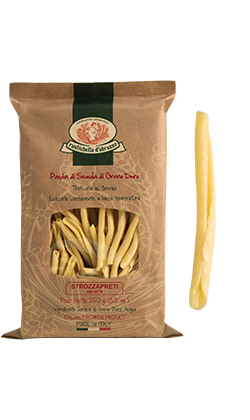 Strozzapreti: Case