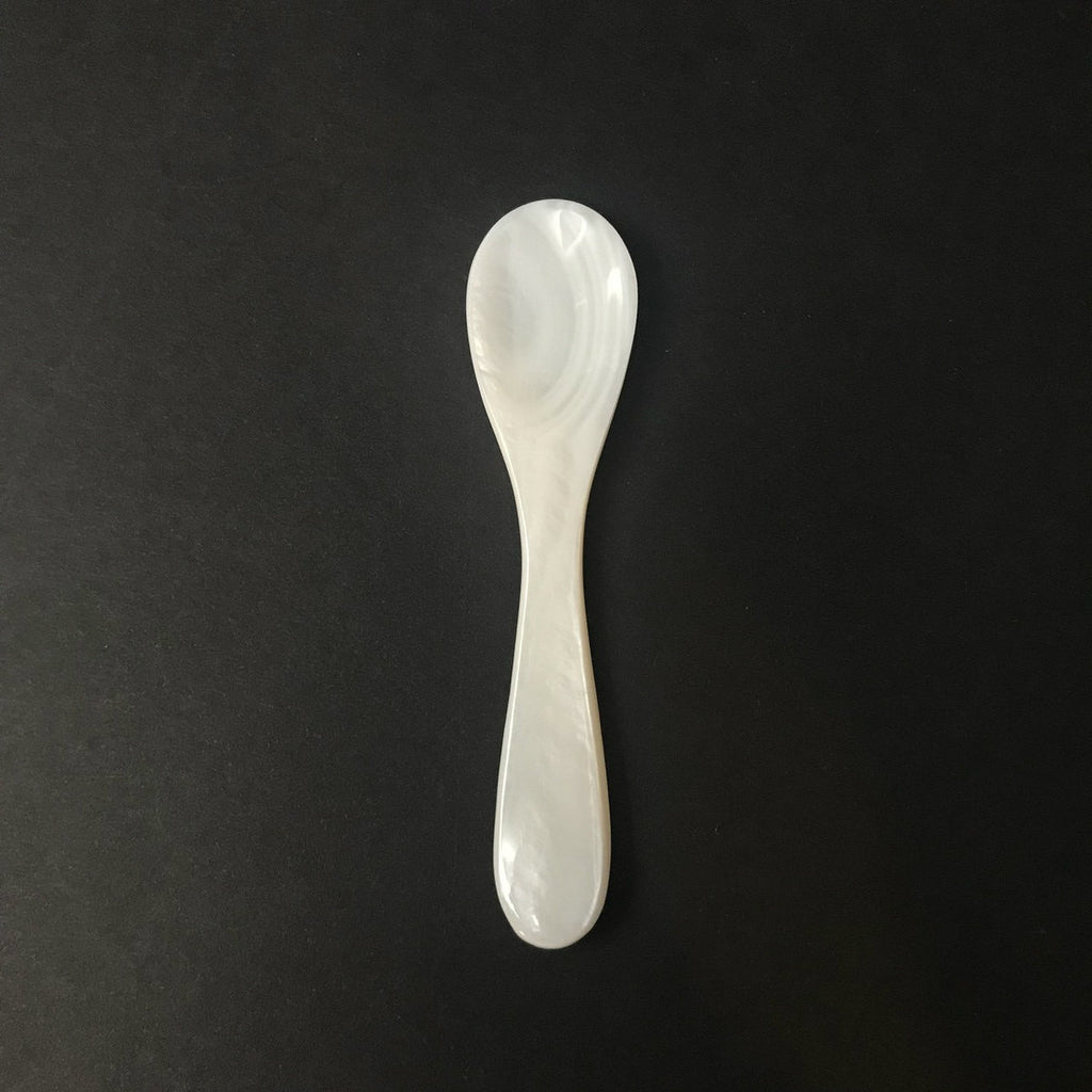 Caviar Spoon: Mother Of Pearl
